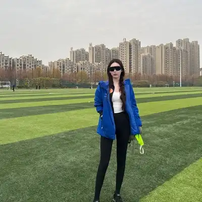 龙俊玲